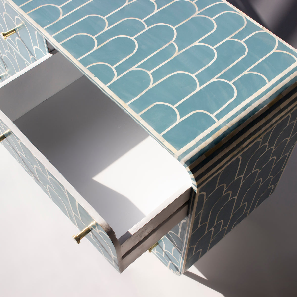 Eli Bone Inlay Nine-Drawer Dresser - Blue
