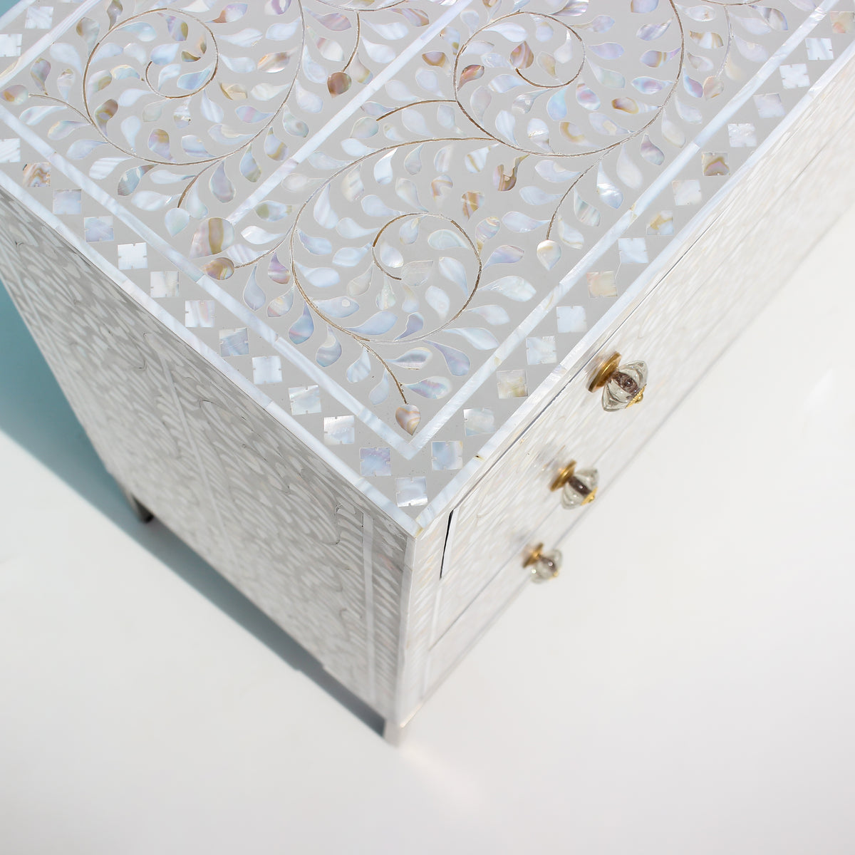 Arabesque Mother of Pearl Inlay Three-Drawer Dresser - Grey