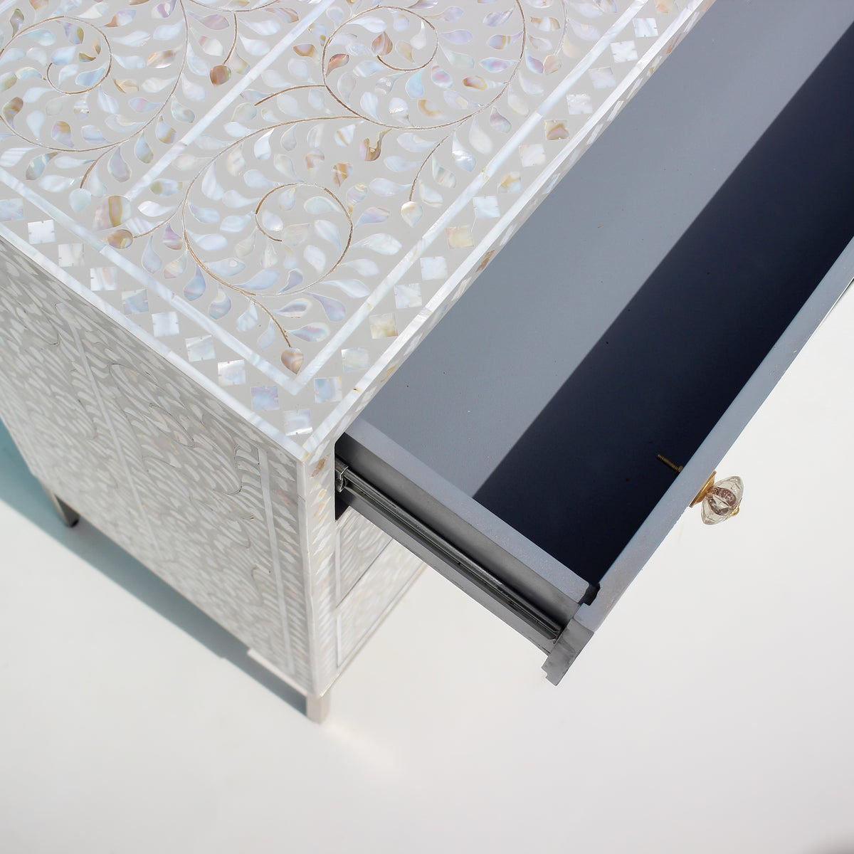 Arabesque Mother of Pearl Inlay Three-Drawer Dresser - Grey