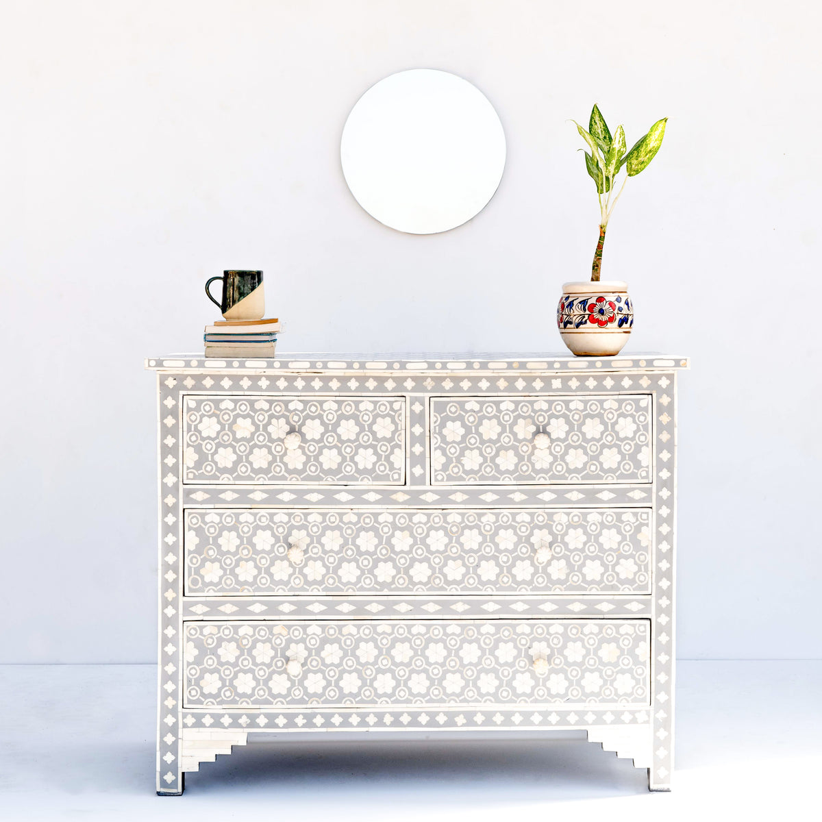 Honeycomb Inlay Four-Drawer Chest - Grey