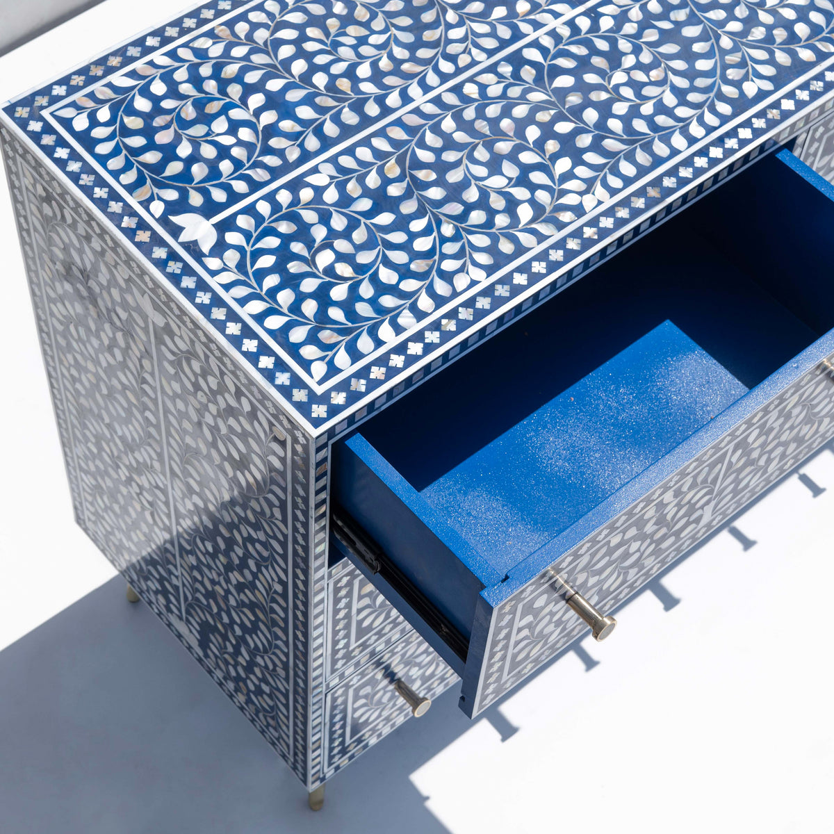 Arabesque Mother of Pearl Inlay Nine-Drawer Dresser – Blue